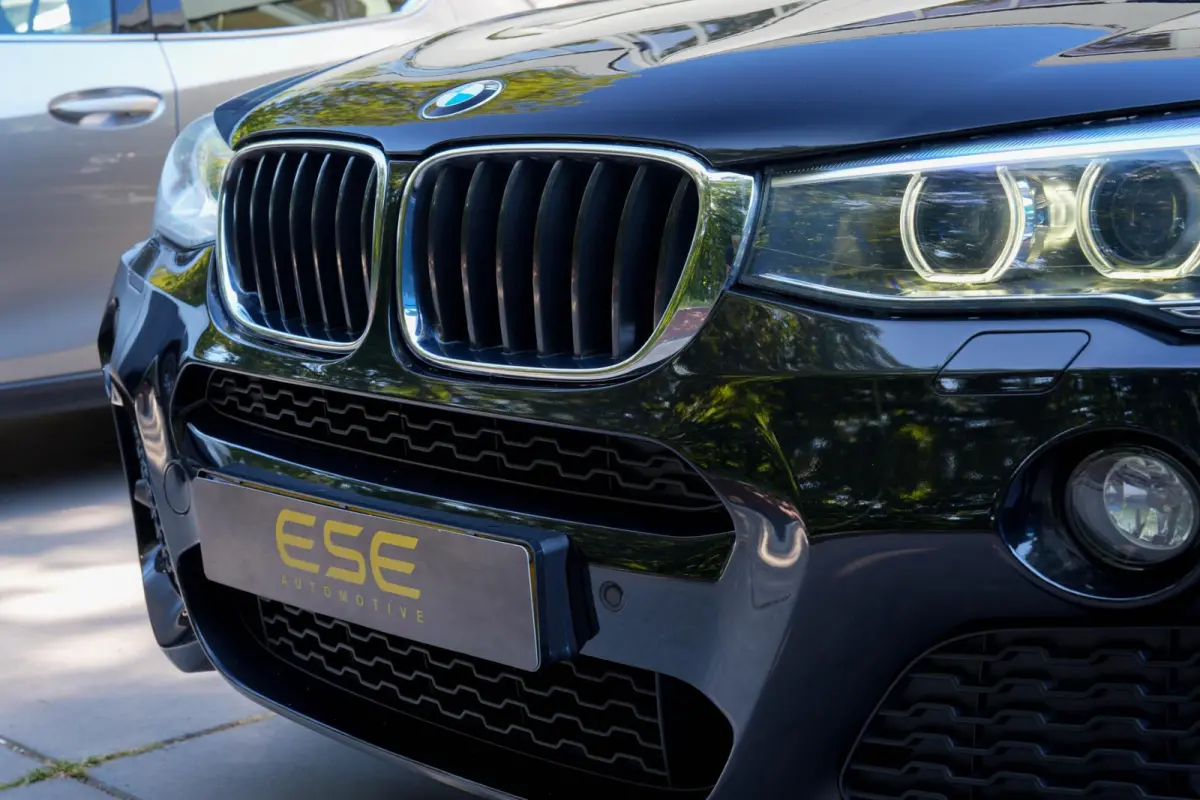 xDrive20i M-Sport | Panorama | Trekhaak | Leder | Navigatie