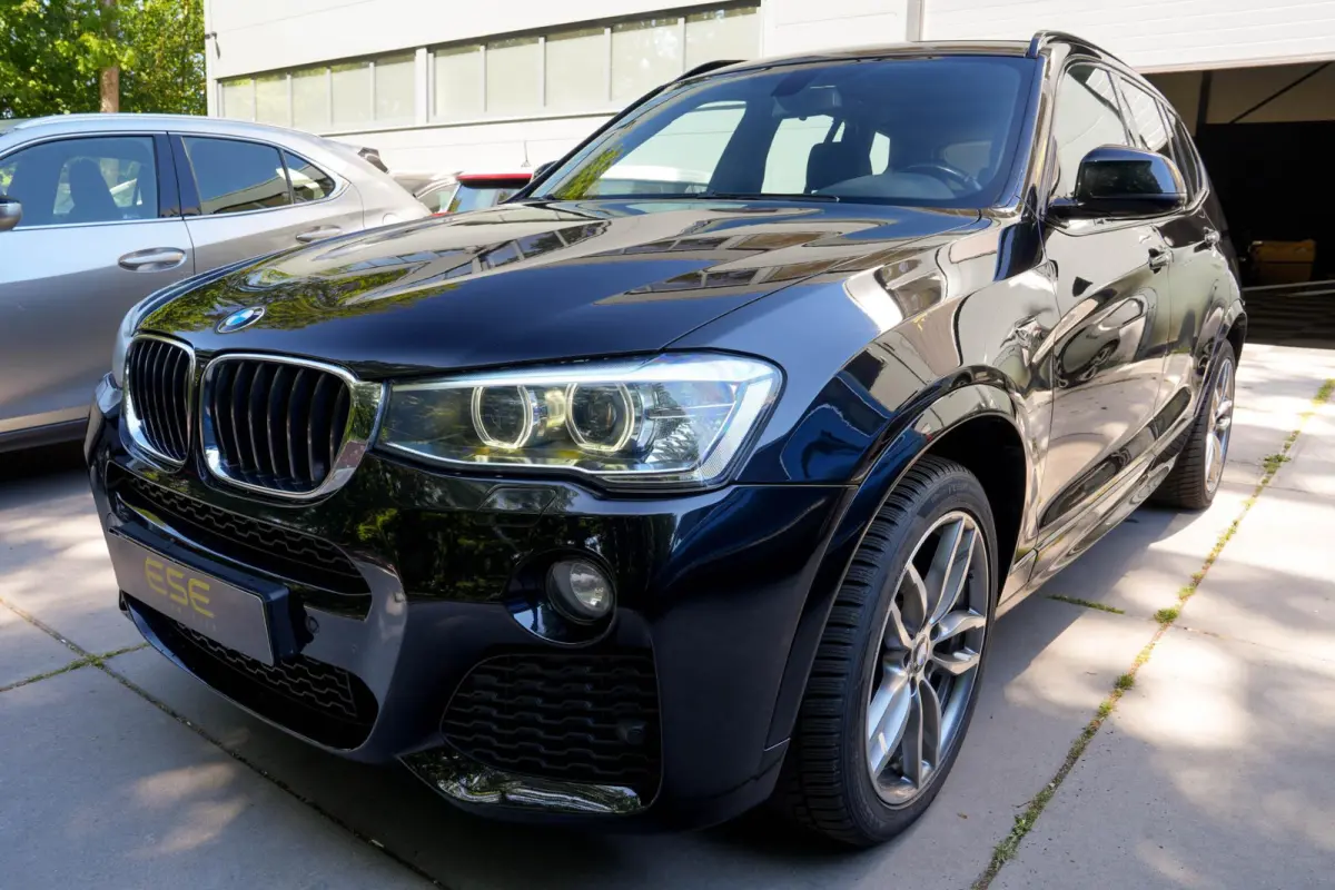 xDrive20i M-Sport | Panorama | Trekhaak | Leder | Navigatie