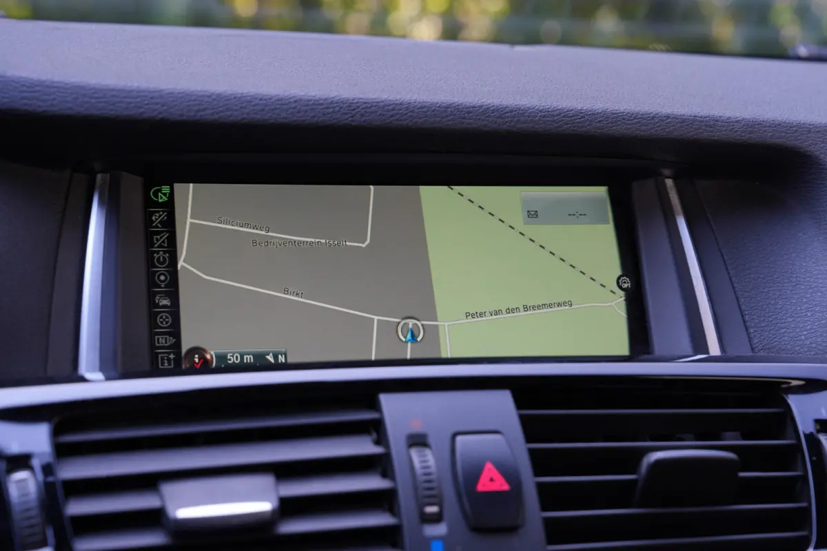 xDrive20i M-Sport | Panorama | Trekhaak | Leder | Navigatie