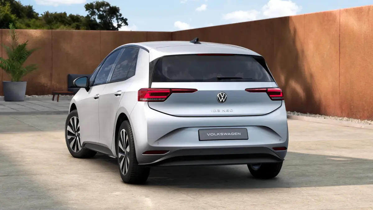 Life | Airconditioning automatisch, 2-zone (Climatronic) | Automatische afstandsregeling (Adaptive Cruise Control) | Buitenspiegels elektrisch instel-, verwarm- en inklapbaar