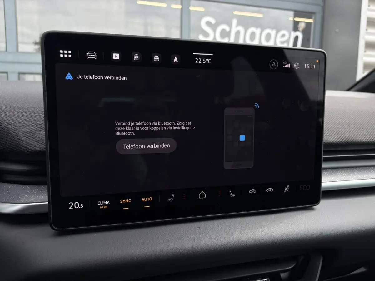 Life | Airconditioning automatisch, 2-zone (Climatronic) | Automatische afstandsregeling (Adaptive Cruise Control) | Buitenspiegels elektrisch instel-, verwarm- en inklapbaar