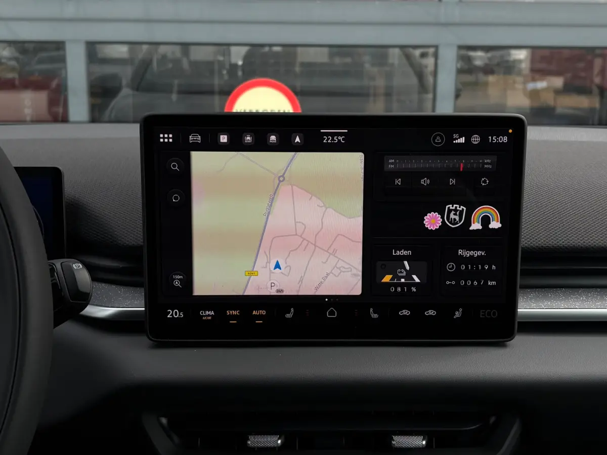 Life | Airconditioning automatisch, 2-zone (Climatronic) | Automatische afstandsregeling (Adaptive Cruise Control) | Buitenspiegels elektrisch instel-, verwarm- en inklapbaar