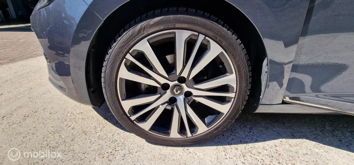 1.6 E-Tech Hybrid 140 R.S. Line|BOSE|360|trekhaak