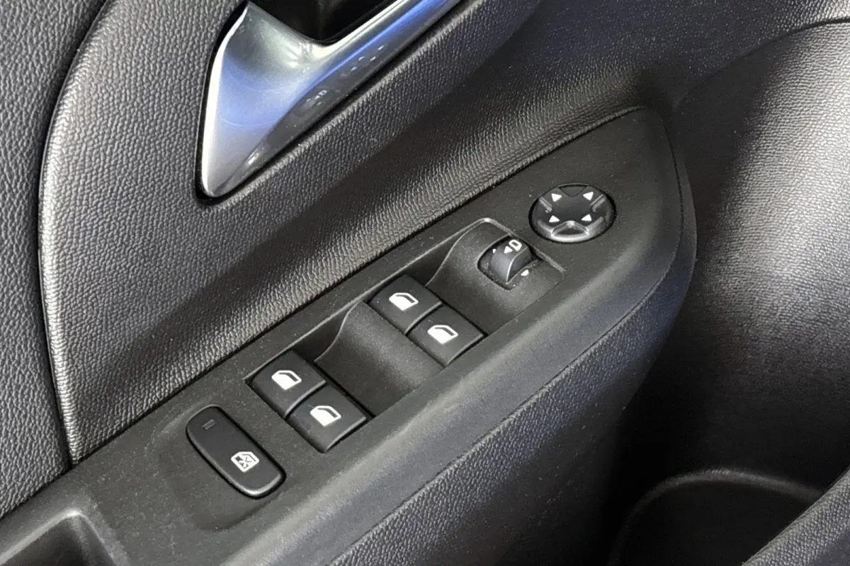 1.2 Turbo Hybrid GS Automaat Camera Apple CarPlay LED Koplampen