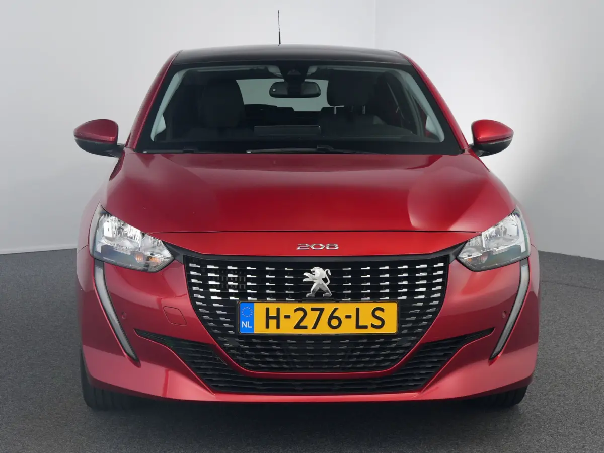 1.2 PureTech Allure | Panorama dak | Cruise | PDC V+A | Carplay | Navi | Camera |