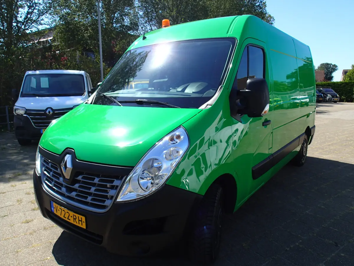 T35 2.3 dCi L2H2 VOOORZIEN VAN AIRCO+CRUISE+TREKHAAK !!