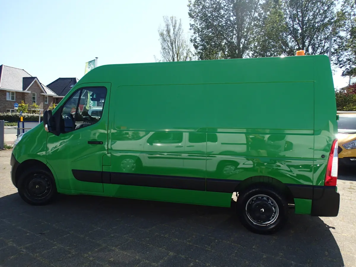 T35 2.3 dCi L2H2 VOOORZIEN VAN AIRCO+CRUISE+TREKHAAK !!