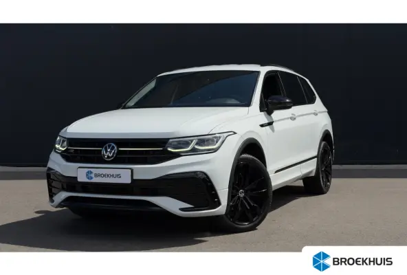 1.5TSI DSG R-Line 7st | Camera | Apple Carplay | Blackline | | Camera | Navigatie | Apple Carplay |