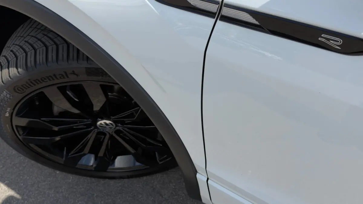 1.5TSI DSG R-Line 7st | Camera | Apple Carplay | Blackline | | Camera | Navigatie | Apple Carplay |