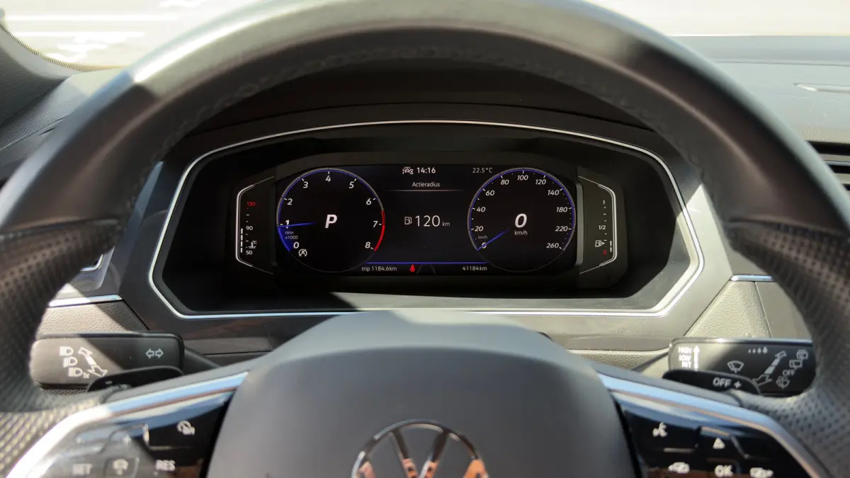 1.5TSI DSG R-Line 7st | Camera | Apple Carplay | Blackline | | Camera | Navigatie | Apple Carplay |