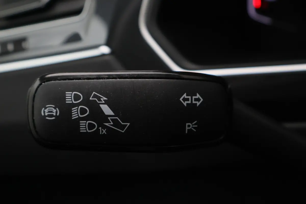 1.4 TSI DSG Plug-in Hybrid Life Virtual Cockpit, ACC, Camera, Apple CarPlay, PDC, Stoelverwarming, 17”