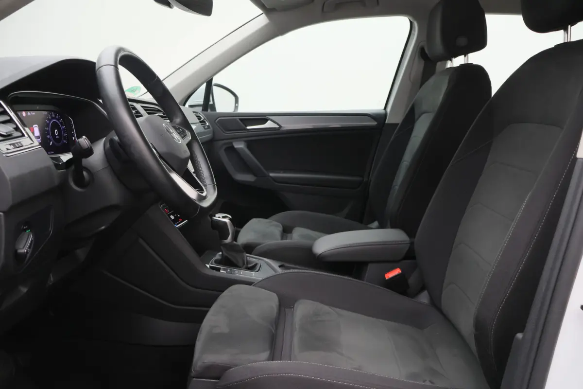 1.4 TSI DSG Plug-in Hybrid Life Virtual Cockpit, ACC, Camera, Apple CarPlay, PDC, Stoelverwarming, 17”