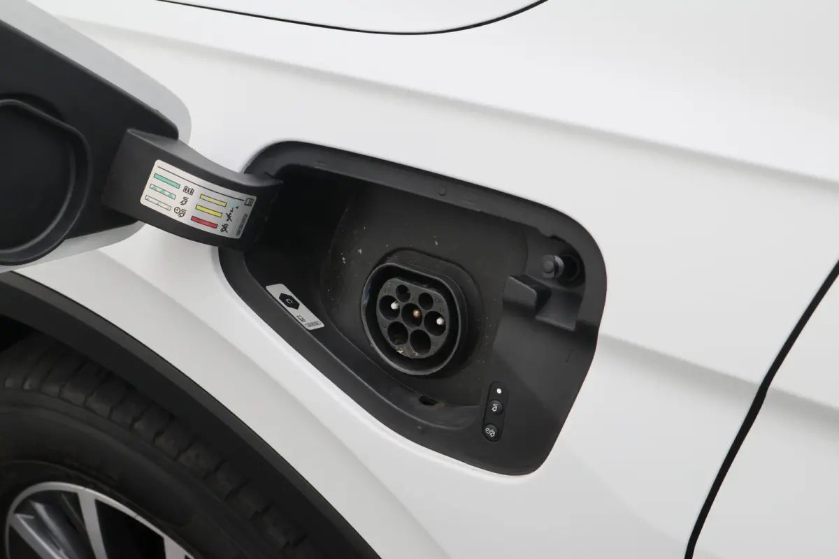 1.4 TSI DSG Plug-in Hybrid Life Virtual Cockpit, ACC, Camera, Apple CarPlay, PDC, Stoelverwarming, 17”