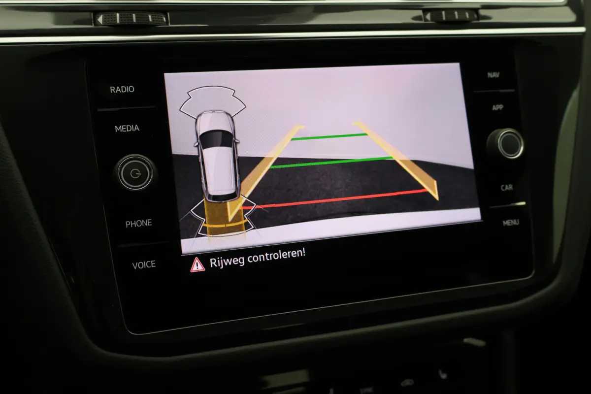 1.4 TSI DSG Plug-in Hybrid Life Virtual Cockpit, ACC, Camera, Apple CarPlay, PDC, Stoelverwarming, 17”