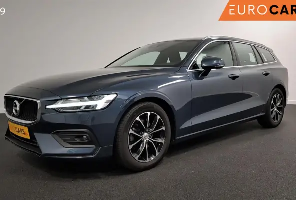 2.0 B4 197 pk Automaat Momentum Pro Navigatie Climate control Adaptive cruise Control Led DAB Electrisch bedienbare achterklep Parkeer sensoren