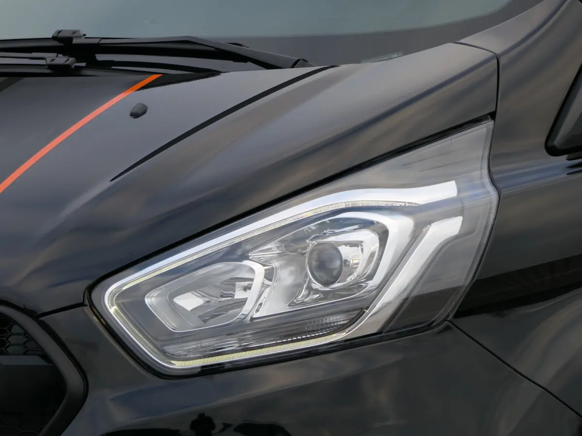 320 2.0 TDCI 185pk Automaat L2H1 Sport | Camera | BLIS | Navigatie | Bijrijdersbank | Trekhaak | CarPlay/Android Auto