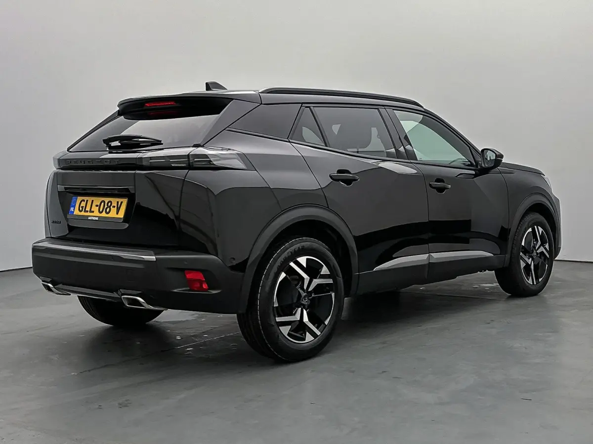 SUV Allure 130 pk Automaat | Navigatie via Apple Carplay/Android Auto | Achteruitrijcamera | Parkeersensoren Voor en Achter | Voorstoelen Verwarmd | Dodehoek Detectie | Adaptieve Cruise Cont