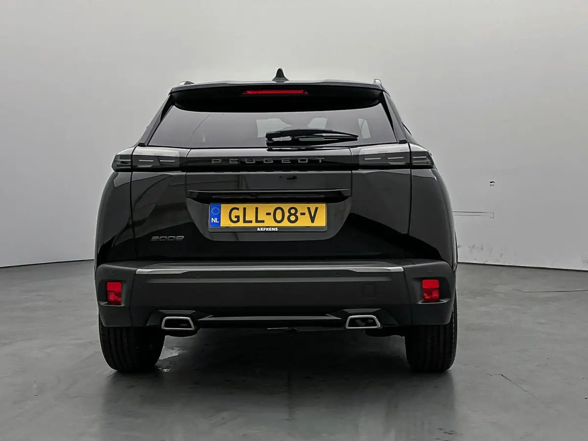 SUV Allure 130 pk Automaat | Navigatie via Apple Carplay/Android Auto | Achteruitrijcamera | Parkeersensoren Voor en Achter | Voorstoelen Verwarmd | Dodehoek Detectie | Adaptieve Cruise Cont