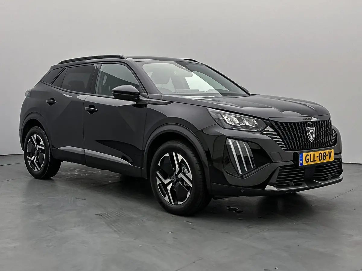 SUV Allure 130 pk Automaat | Navigatie via Apple Carplay/Android Auto | Achteruitrijcamera | Parkeersensoren Voor en Achter | Voorstoelen Verwarmd | Dodehoek Detectie | Adaptieve Cruise Cont