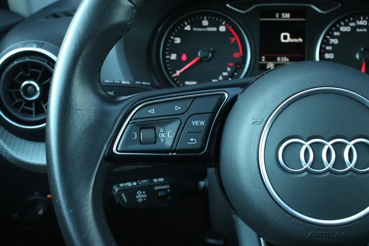 30 TFSI 110pk Pro Line | Adaptieve cruise control | Carplay | Hold assist | Draadloos telefoonlader | DAB | 2-zone airco
