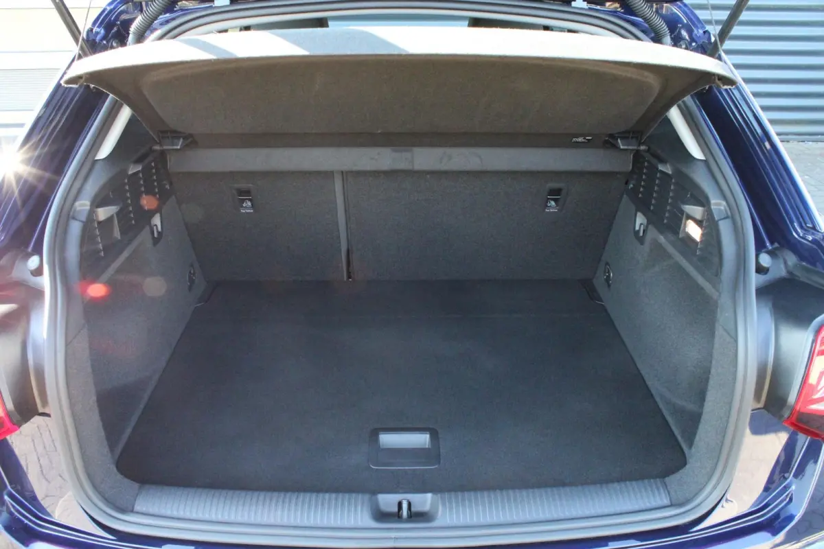 30 TFSI 110pk Pro Line | Adaptieve cruise control | Carplay | Hold assist | Draadloos telefoonlader | DAB | 2-zone airco