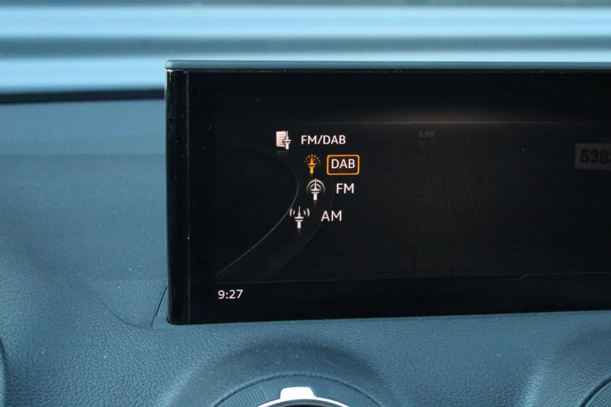 30 TFSI 110pk Pro Line | Adaptieve cruise control | Carplay | Hold assist | Draadloos telefoonlader | DAB | 2-zone airco