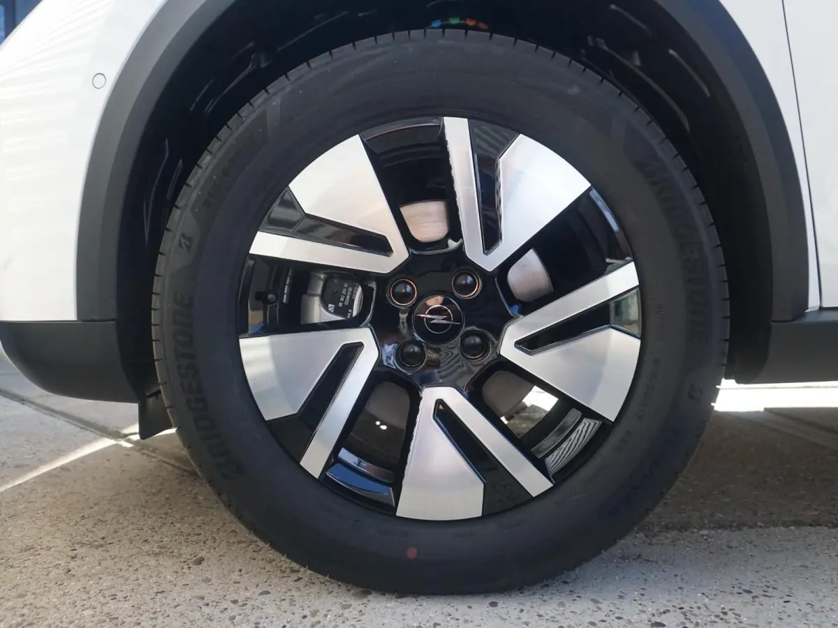 1.2 Turbo Hybrid GS