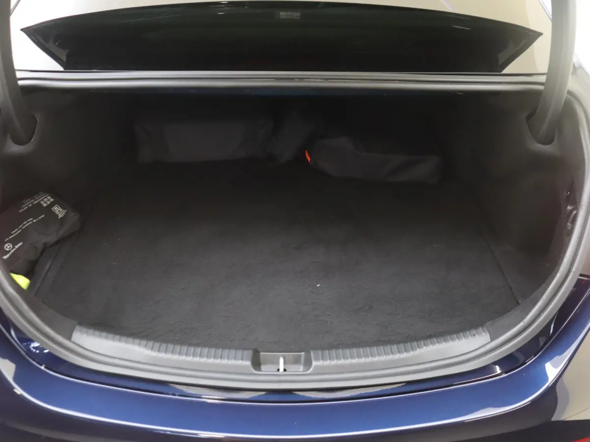 300 e AMG Line / Memory-Stoelen / 360Graden-Camera / Night-Pakket /