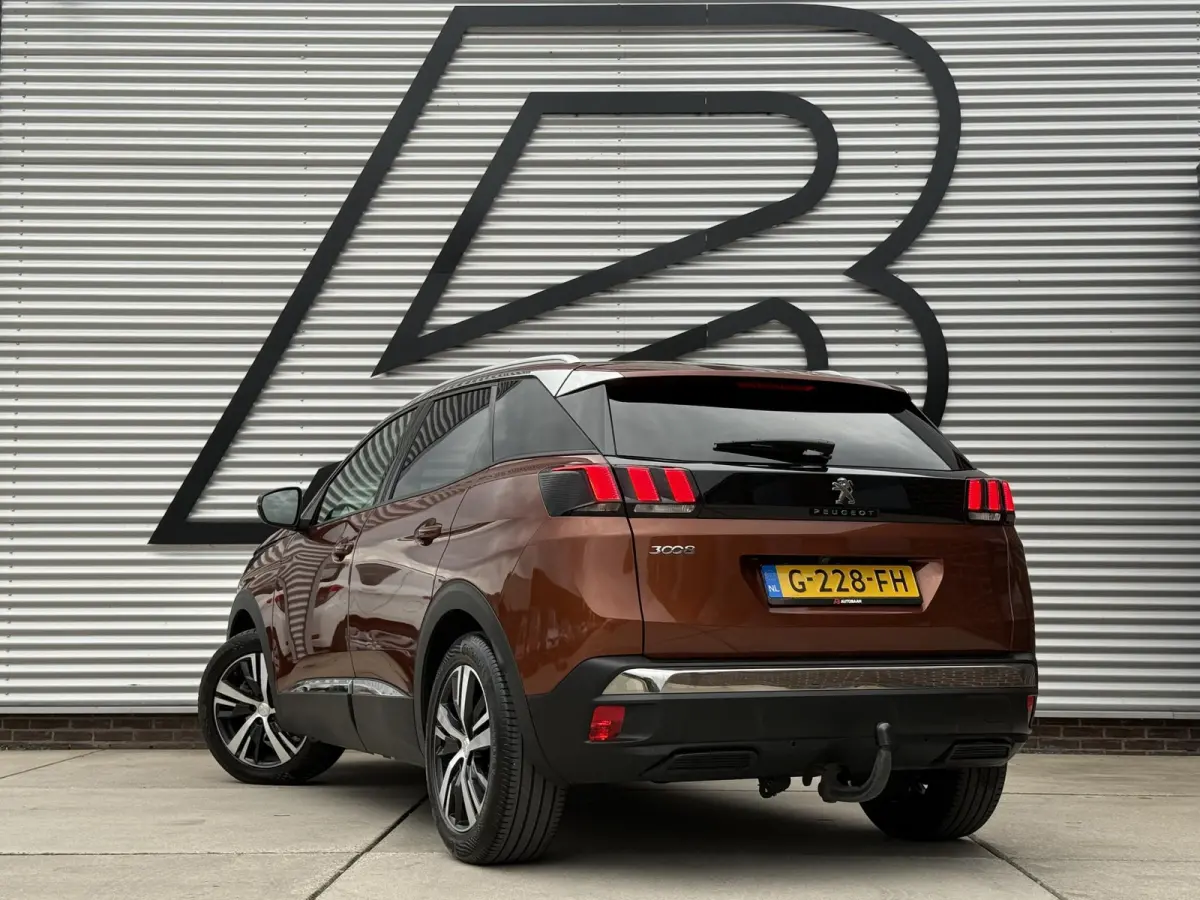 1.2 PureTech Crossway 1e Eigenaar|Navi|Trekhaak|D-riem vv in 2024|i-Cockpit|Camera|Carplay|Clima|Cruise|Elektr. Achterklep|APK tot 07-2027