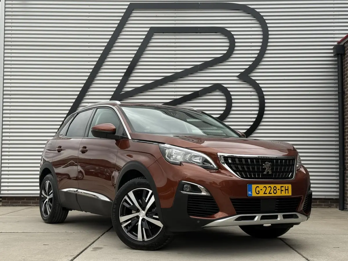 1.2 PureTech Crossway 1e Eigenaar|Navi|Trekhaak|D-riem vv in 2024|i-Cockpit|Camera|Carplay|Clima|Cruise|Elektr. Achterklep|APK tot 07-2027