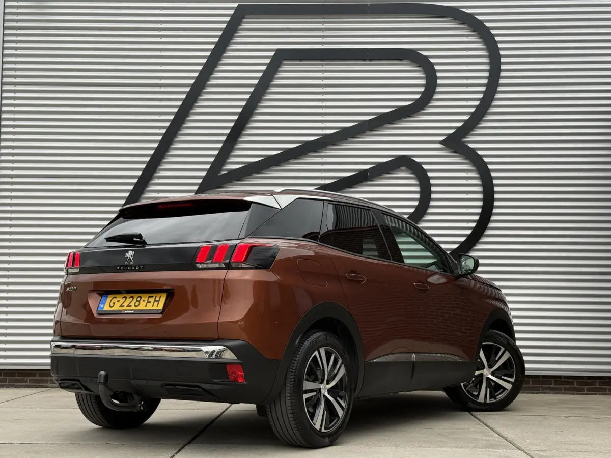 1.2 PureTech Crossway 1e Eigenaar|Navi|Trekhaak|D-riem vv in 2024|i-Cockpit|Camera|Carplay|Clima|Cruise|Elektr. Achterklep|APK tot 07-2027