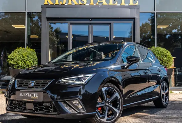 1.5 TFSI FR|PANO|CAMERA|ACC|18''|CARPLAY|STOELVW