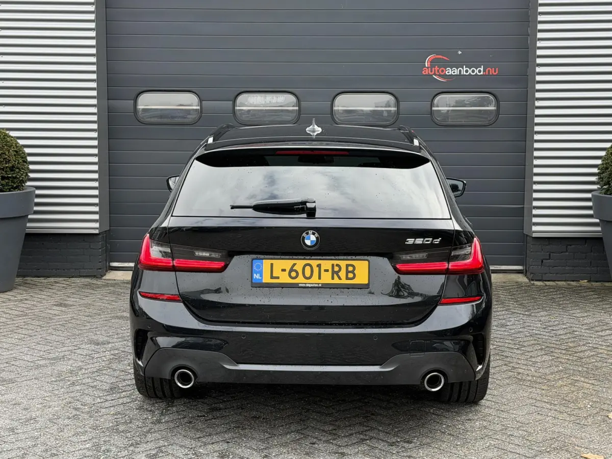 320d High Executive M-Sport | Navigatie | DAB | Parkeersensoren | Elektrische Achterklep |