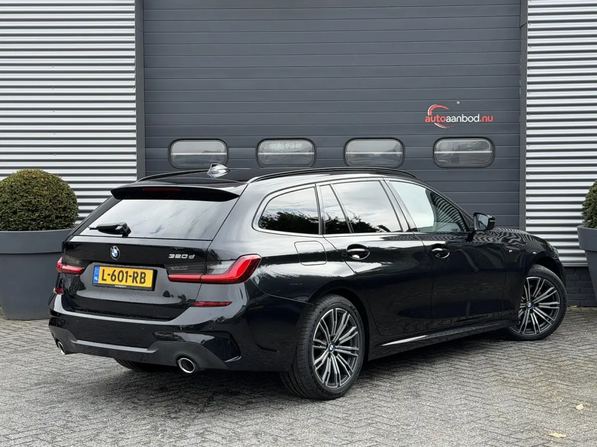 320d High Executive M-Sport | Navigatie | DAB | Parkeersensoren | Elektrische Achterklep |