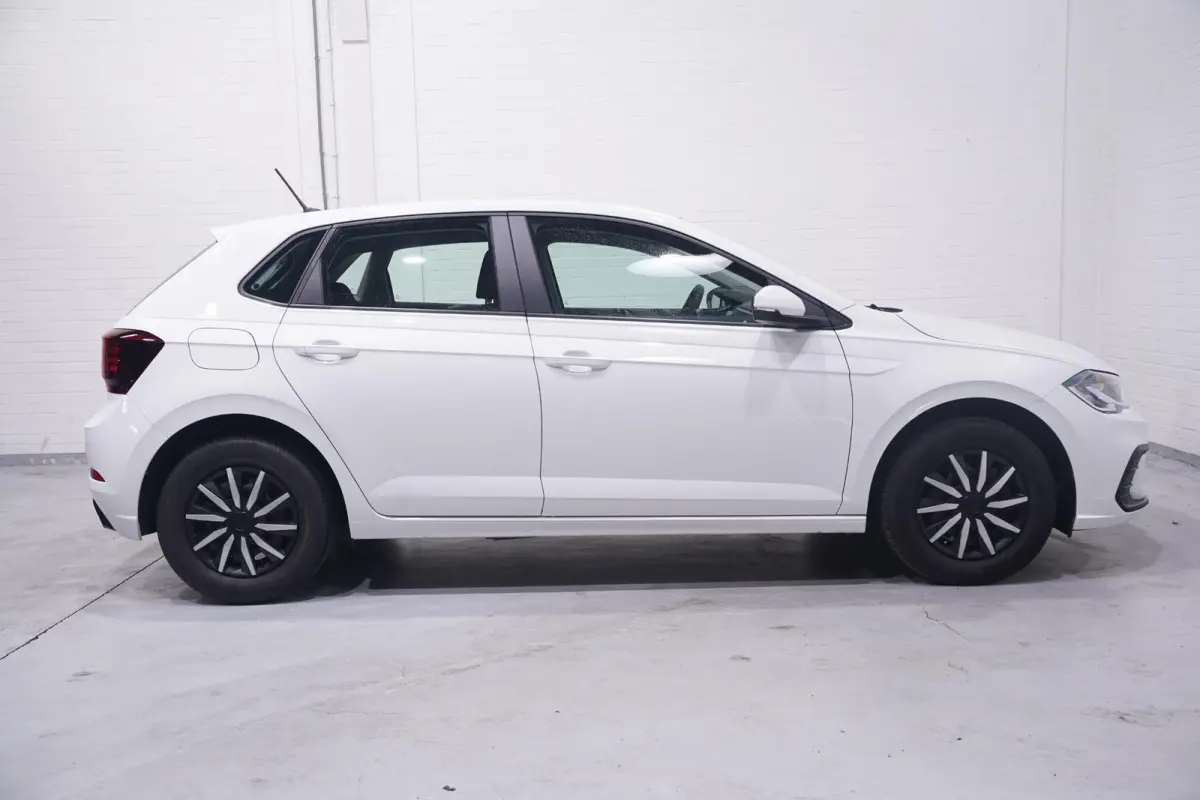 1.0 MPI Polo Airco Cruise Regensensor Licht en zicht pakket