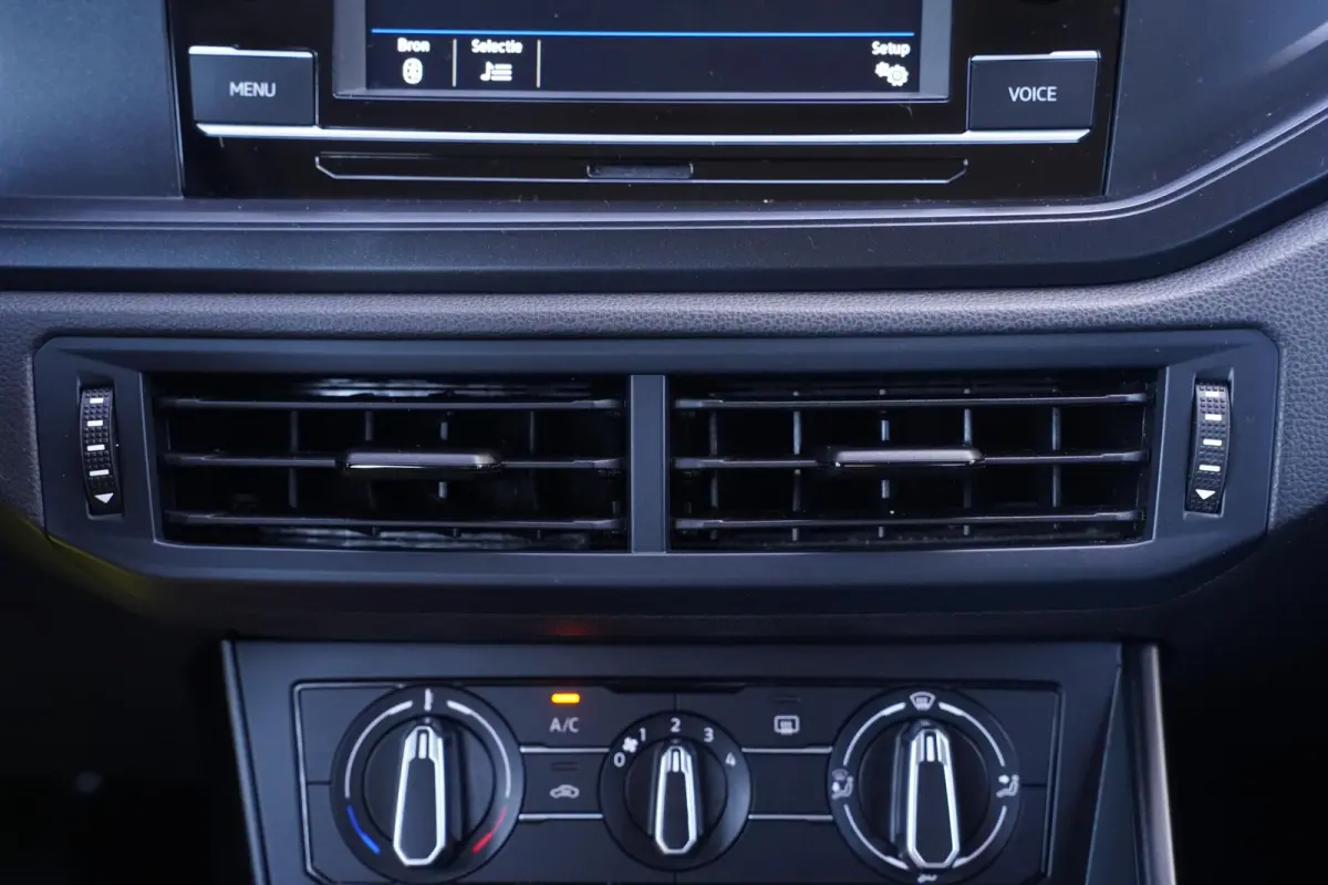1.0 MPI Polo Airco Cruise Regensensor Licht en zicht pakket