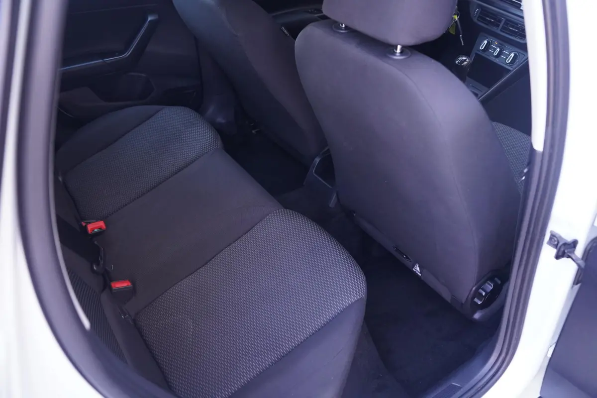 1.0 MPI Polo Airco Cruise Regensensor Licht en zicht pakket