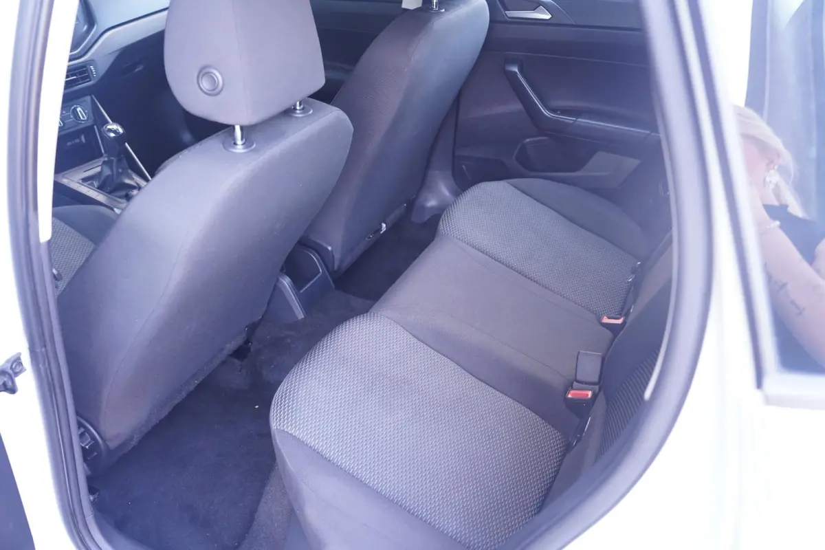 1.0 MPI Polo Airco Cruise Regensensor Licht en zicht pakket