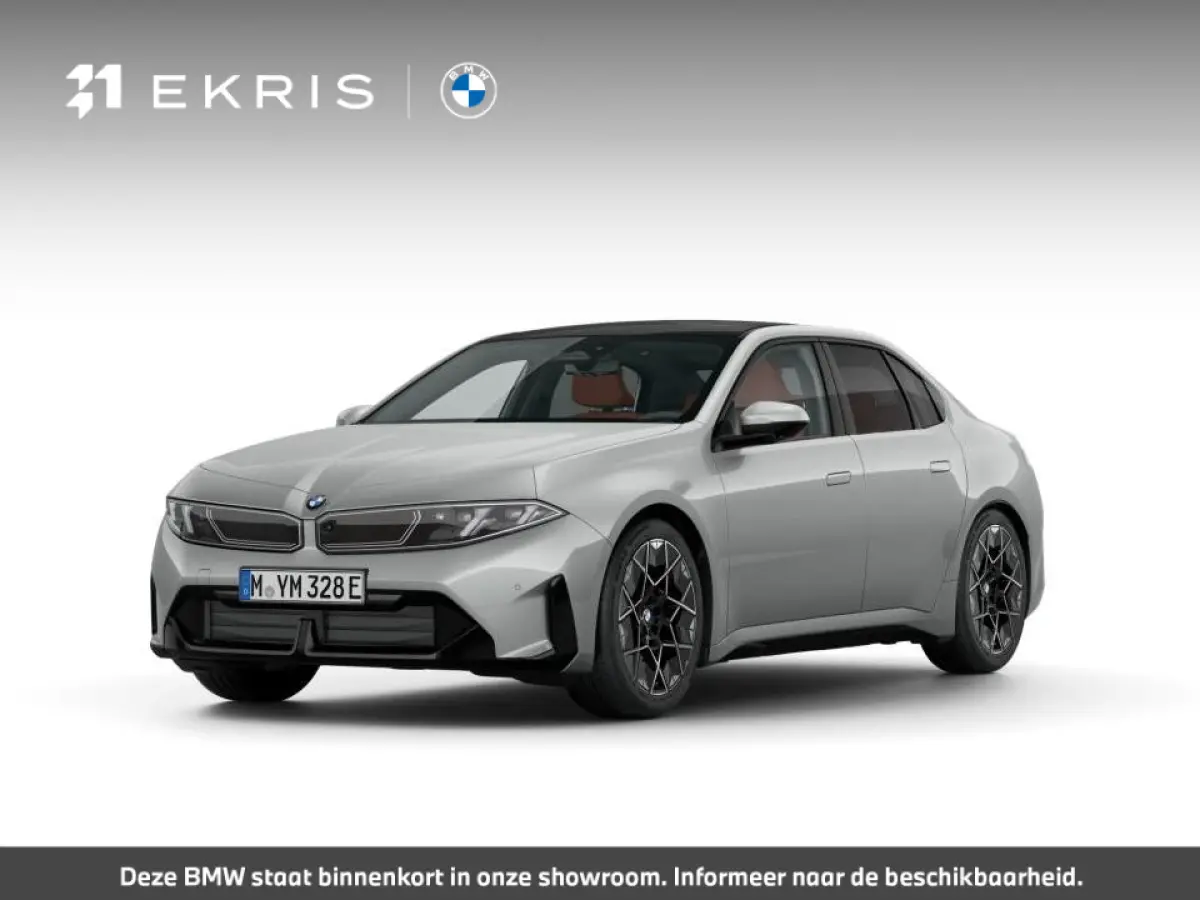50 xDrive | First Edition | M Sportpakket | Harman Kardon | Panoramadak | Trekhaak | Verlichte Iconic Glow Grille
