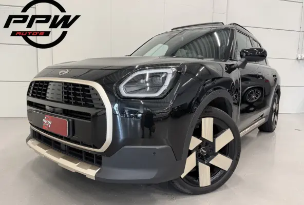 1.5 C JCW LEER PANO/20"/JCW DARK-PETROL LEER SP.STOEL/H&K/STANDKACHEL/HEAD-UP/360CAMERA/OLED-SCHERM/ACC/KEYLESS/DRIVING ASS.PLUS/FABRIEKS-GARANTIE T/M 07-2027