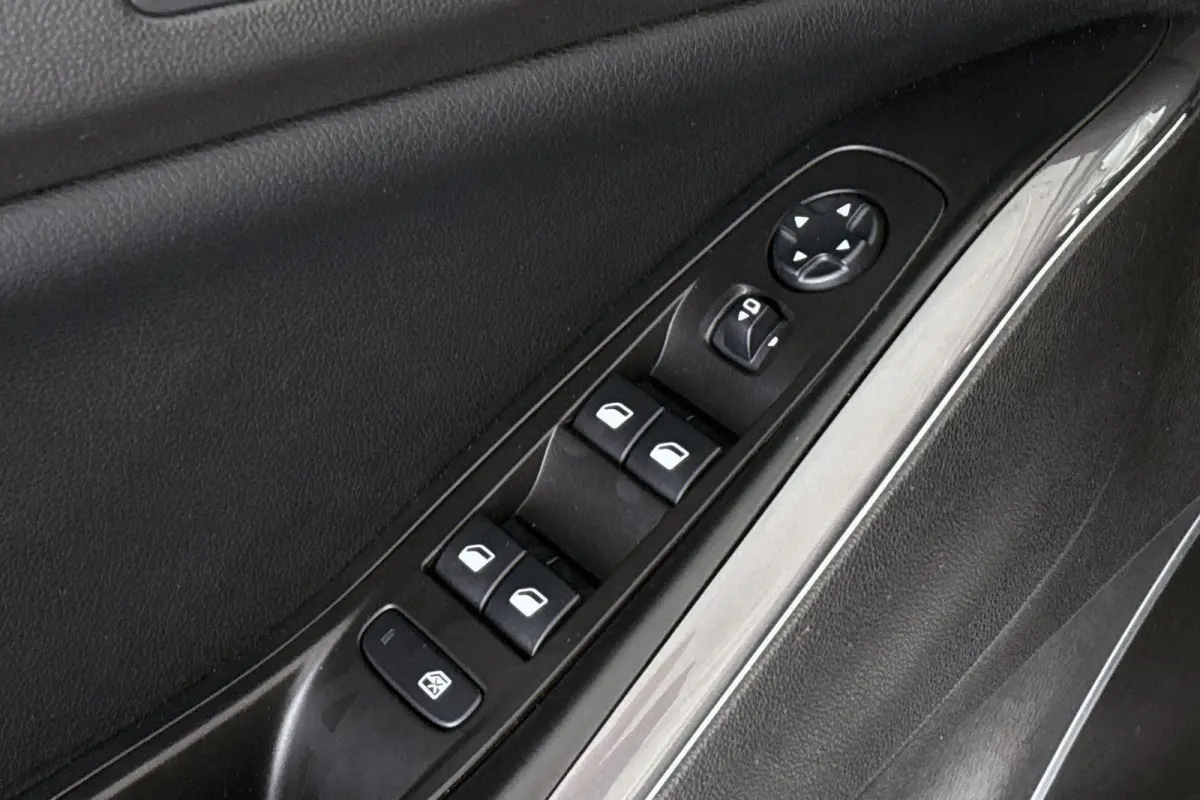 1.6 Turbo Ultimate Leder Stoelventilatie Stoelverwarming Memory Keyless