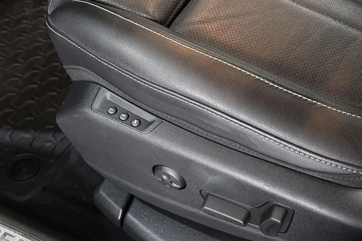1.6 Turbo Ultimate Leder Stoelventilatie Stoelverwarming Memory Keyless