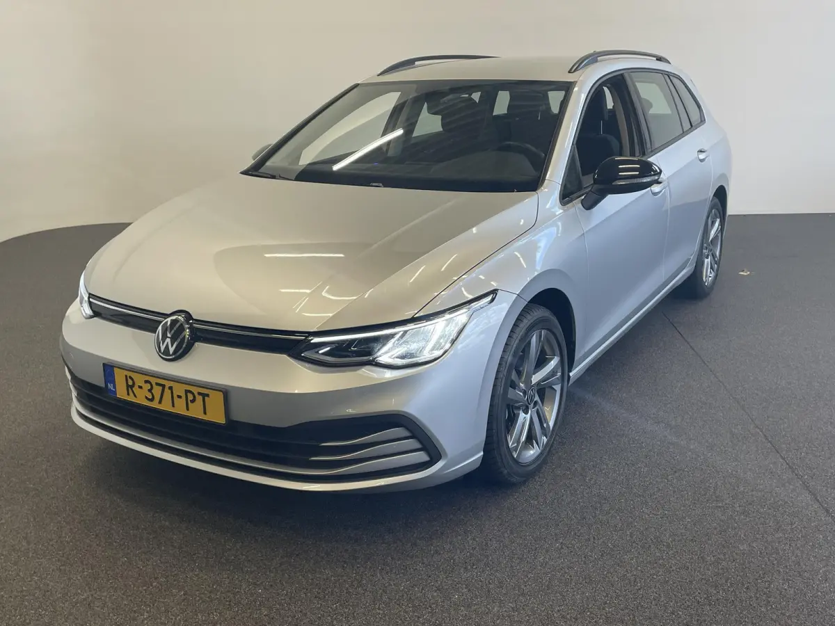 1.0 eTSI 110pk DSG Life Automaat Navigatie Climate Control Parkeer sensoren Cruise control adaptieve Stoelverwarming Led