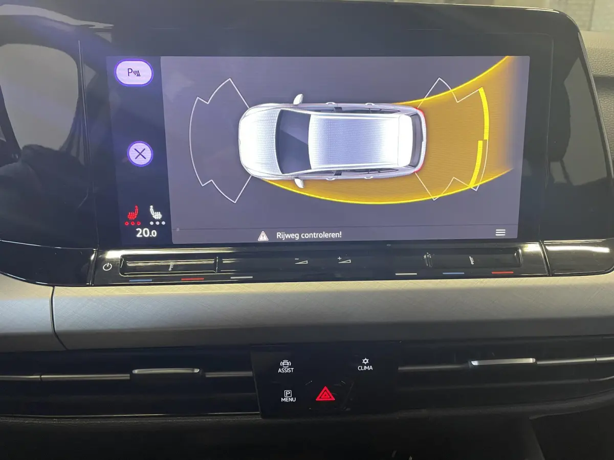 1.0 eTSI 110pk DSG Life Automaat Navigatie Climate Control Parkeer sensoren Cruise control adaptieve Stoelverwarming Led