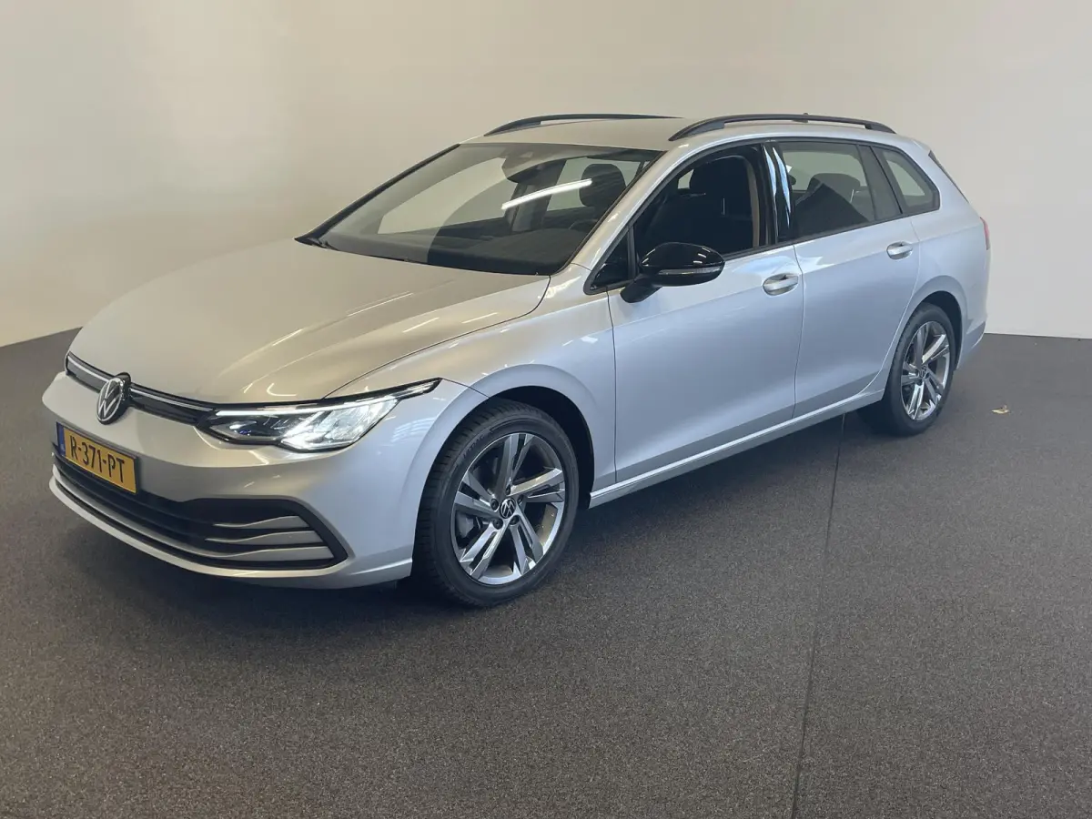 1.0 eTSI 110pk DSG Life Automaat Navigatie Climate Control Parkeer sensoren Cruise control adaptieve Stoelverwarming Led