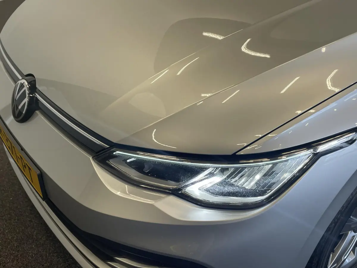 1.0 eTSI 110pk DSG Life Automaat Navigatie Climate Control Parkeer sensoren Cruise control adaptieve Stoelverwarming Led