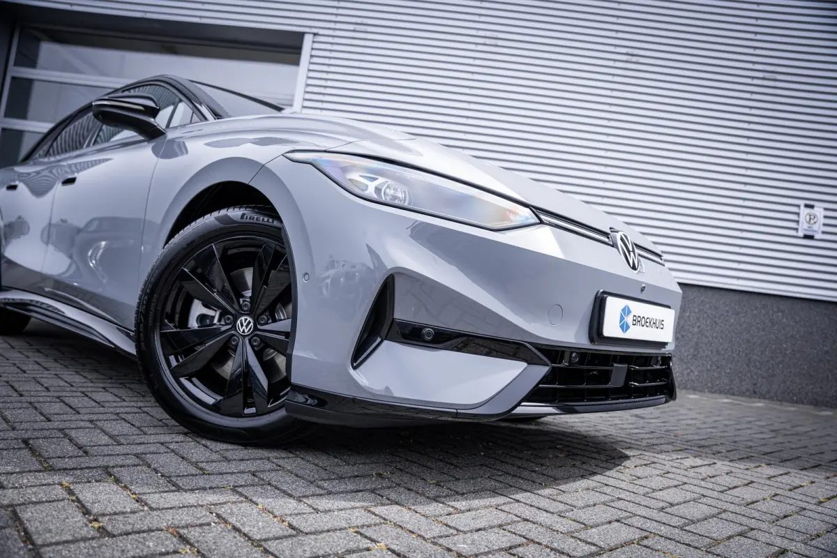 Limited Edition 77 kWh | Lichtmetalen velgen 5-spaaks 19" | Trekhaak elektrisch uitklapbaar | Two-tone unikleur