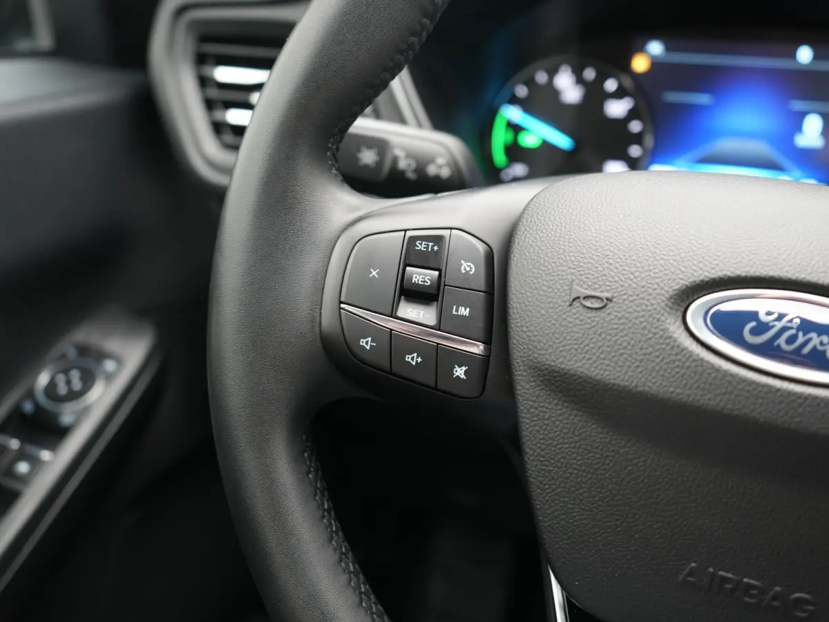 2.5 PHEV 225pk Dealer O.H Cruise Control | Stoelverwarming | Apple Carplay | Navigatie | DAB | 17"L.M | Plug In Hybrid |