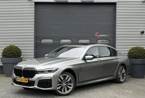750Li xDrive High Executive M-Sport | Panoramadak | Sky Lounge | TV Schermen | Massage | Bowers & Wilkins |