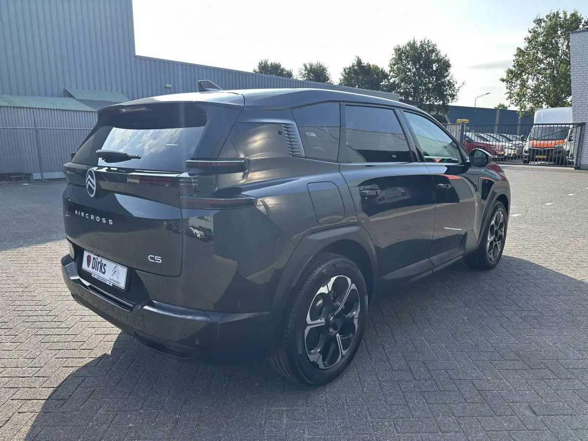 225pk Plug-In Hybrid Plus (Elektrische Klep - Leder incl verwarming/koeling/massage/geheugen - Adaptieve Cruise Controle - Keyless Entry - Camera - Parkeersensoren V+A - LED)
